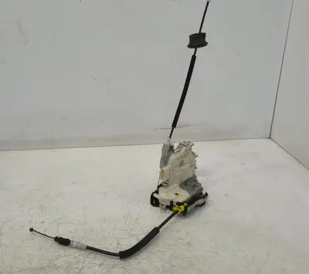 Audi A4 S4 B8 8K Rear door lock 8K0839015C