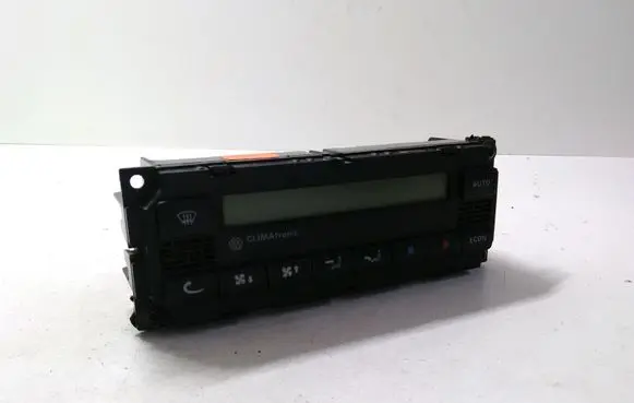 Volkswagen PASSAT B5.5 Climate control unit