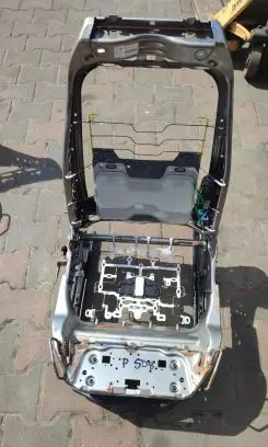 Peugeot 508 II Front passenger seat console base 