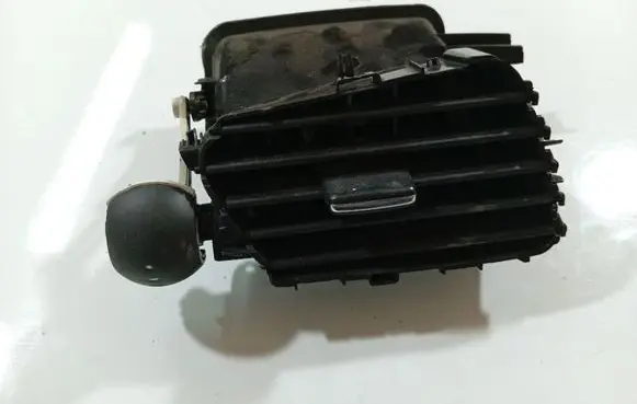 Dash center air vent grill
