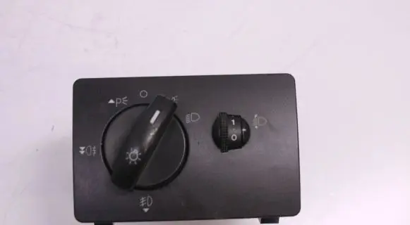 Ford Focus Light switch 4M5T13A024A
