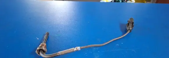 Opel Astra J Exhaust gas temperature sensor 55566185