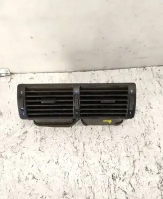 BMW 5 E39 Dash center air vent grill 8391179 8364007 33560L