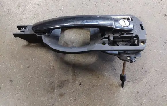 Audi A2 Front door exterior handle 8Z0837885B