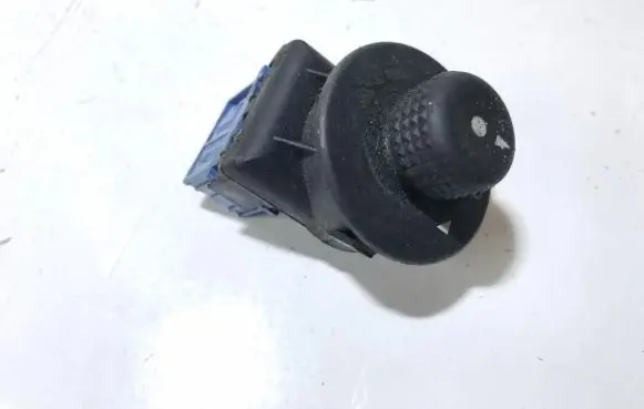 Renault Laguna I Wing mirror switch 185526
