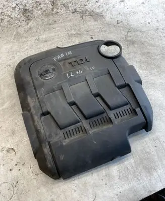 Skoda Fabia Mk2 (5J) Engine cover (trim) 03p103925c