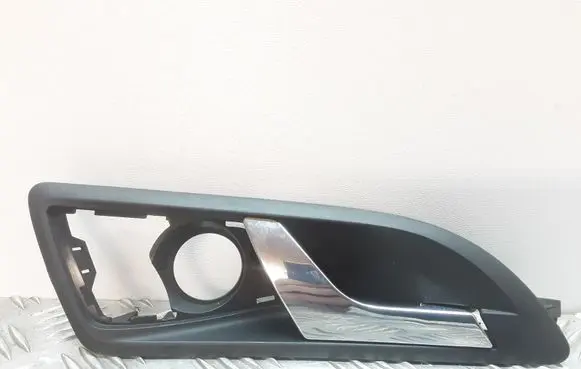Skoda Octavia Mk2 (1Z) Front door interior handle 1Z0839248