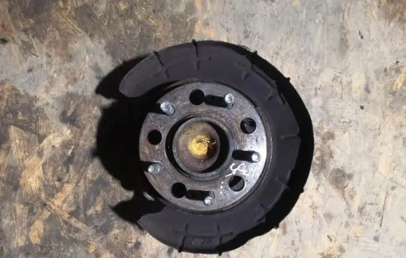 Hyundai ix35 Rear wheel hub