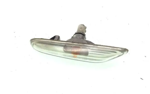 BMW 5 E60 E61 Front fender indicator light 7165742