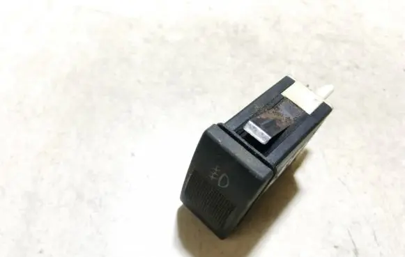 Fog light switch