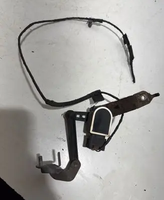 BMW 7 G11 G12 Headlight/headlamp level sensor 6870000