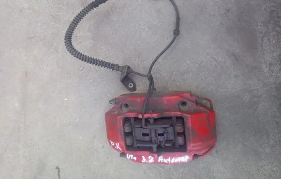 Porsche Boxster 986 Front brake caliper 996351423