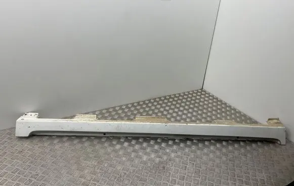 Toyota Verso Sill 