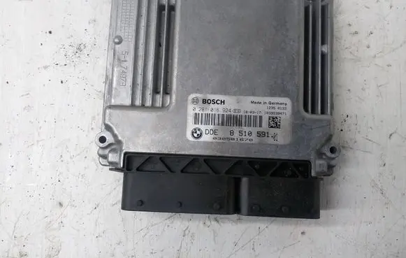 BMW X1 E84 Engine control unit/module 0281016924 851059101 030581670