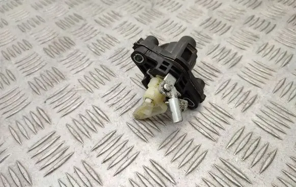 Toyota Aygo AB40 Tailgate opening switch 