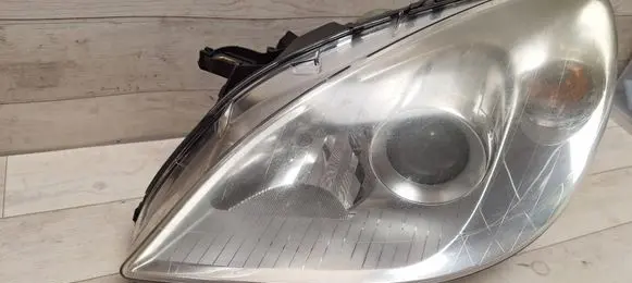 Mercedes-Benz B W245 Headlight/headlamp A1698201761 0301220201