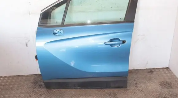 Opel Crossland X Front door