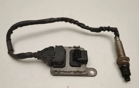 Mercedes-Benz E W213 Lambda probe sensor A0009054704