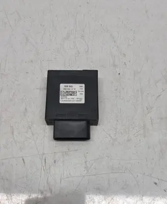 Volkswagen Tiguan Fuel injection pump control unit/module 3Q0906121B