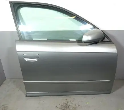 Audi A4 S4 B7 8E 8H Front door
