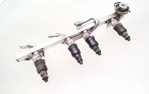 Audi A4 S4 B5 8D Fuel injectors set 078133551D 0280180515 050133681A