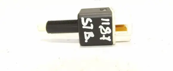 Suzuki Swift I Brake pedal sensor switch