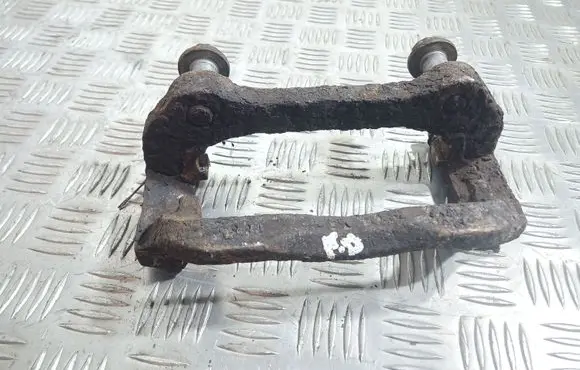Land Rover Discovery 3 - LR3 Front Brake Caliper Pad/Carrier 