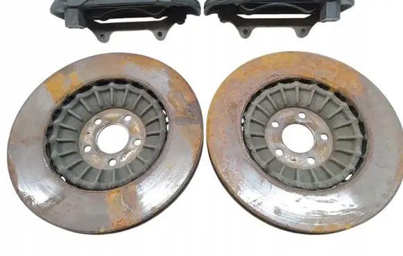 Audi RS7 C7 Front brake caliper 4G0615105BT