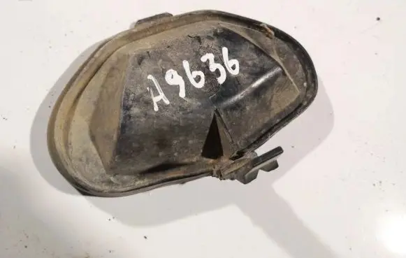Opel Vectra C Headlight/headlamp dust cover