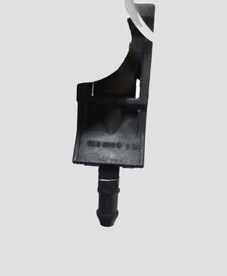 Volkswagen PASSAT B5.5 Windshield washer spray nozzle 6E09559