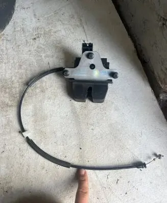 Volvo S80 Tailgate/trunk/boot lock/catch/latch 31276700