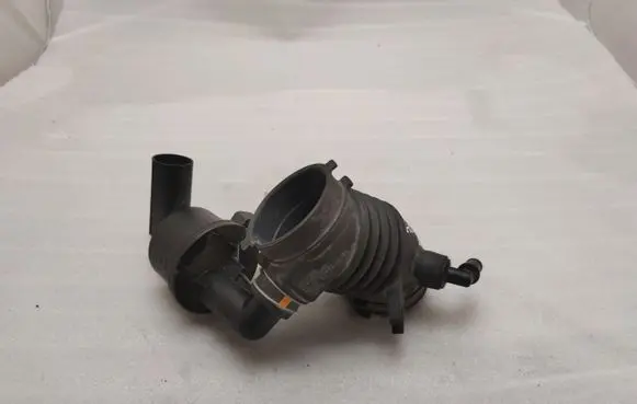 Lexus RX 450H Intake resonator 1789831030 1788131431 1788031411