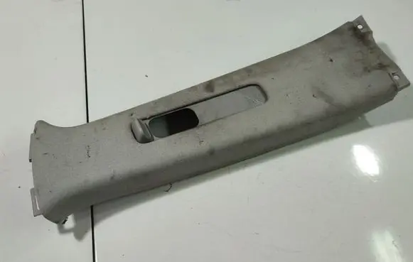 Toyota Corolla E120 E130 (B) pillar trim (top) MP5547