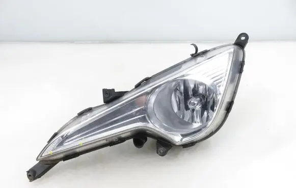 Hyundai i40 Front fog light 922013Z010