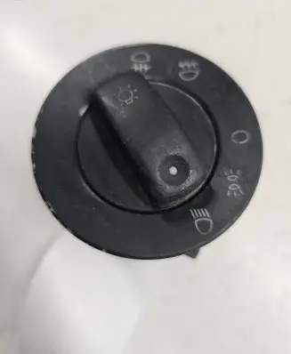 Volkswagen PASSAT B5 Light switch 1C0941531