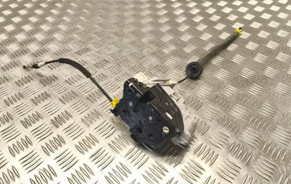Audi A6 S6 C7 4G Rear door lock 4G0839016