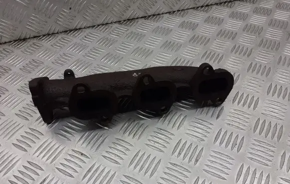 Audi A6 Allroad C6 Exhaust manifold 059253033P