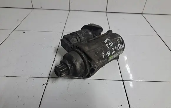 Volkswagen PASSAT B6 Starter motor 02M911023N TS18E3 2003060268