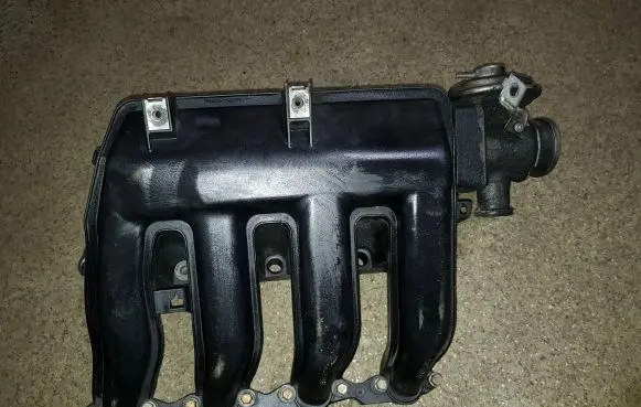 BMW 5 E39 Intake manifold 7787318 7788194