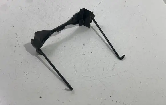 Renault Koleos I Battery bracket 