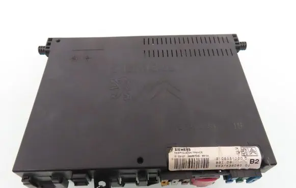 Peugeot 406 Central body control module 9637436080 S108551200