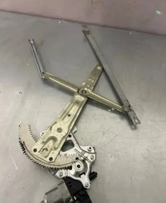 Citroen C-Crosser Front door window regulator with motor 45xlh