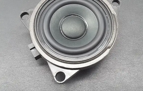 Volvo XC90 Front door speaker 31350427
