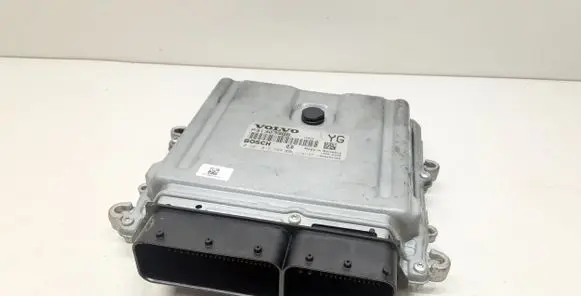 Volvo V60 Engine control unit/module P31303388 0281015286