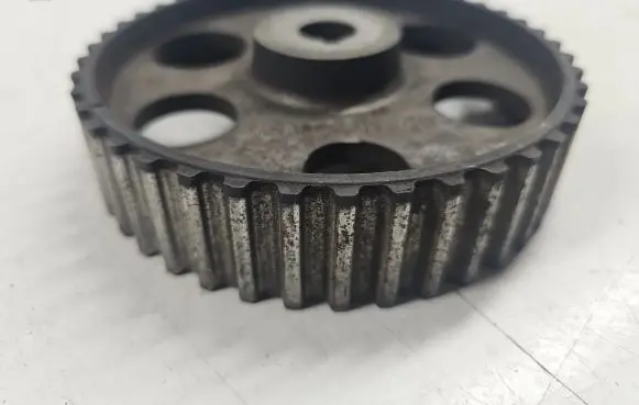 Volkswagen PASSAT B5 Fuel pump gear (pulley) 028130111A