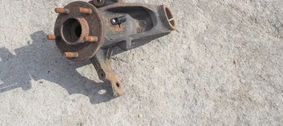Ford Focus Front wheel hub spindle knuckle AV613K171C1