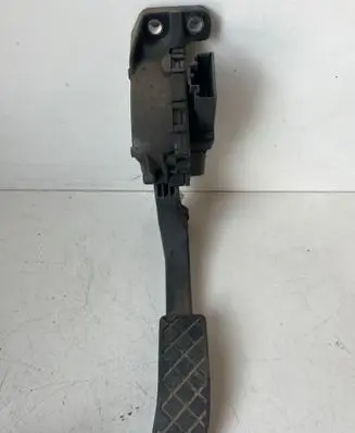 Audi A6 S6 C6 4F Accelerator throttle pedal 8F1723523A 6PV00898404 61104