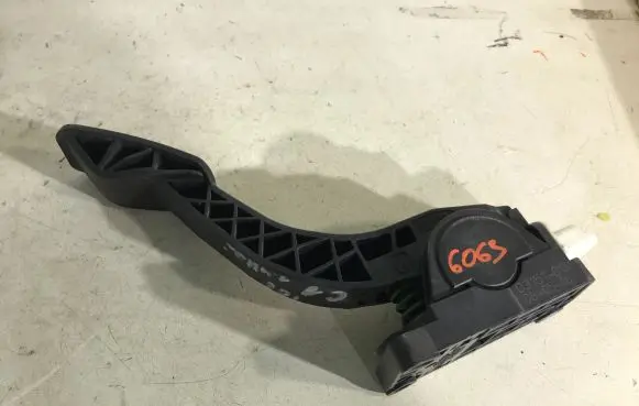 Citroen C1 Accelerator throttle pedal 0280755019 78010YV010