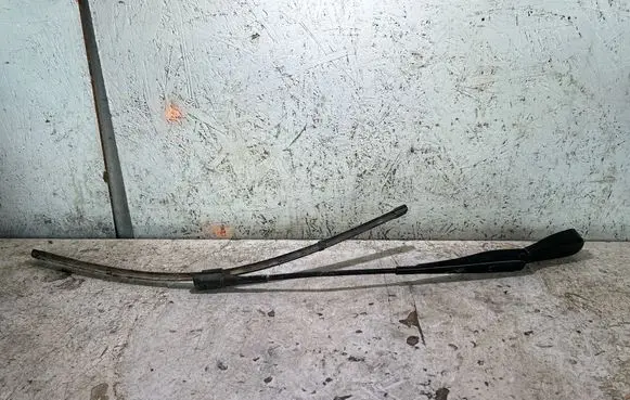Mercedes-Benz A W177 AMG Front wiper blade arm W000075920