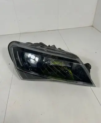 Skoda Superb B8 (3V) Headlight/headlamp 3V1941016A